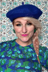 Margot Baret #farve_space-blue