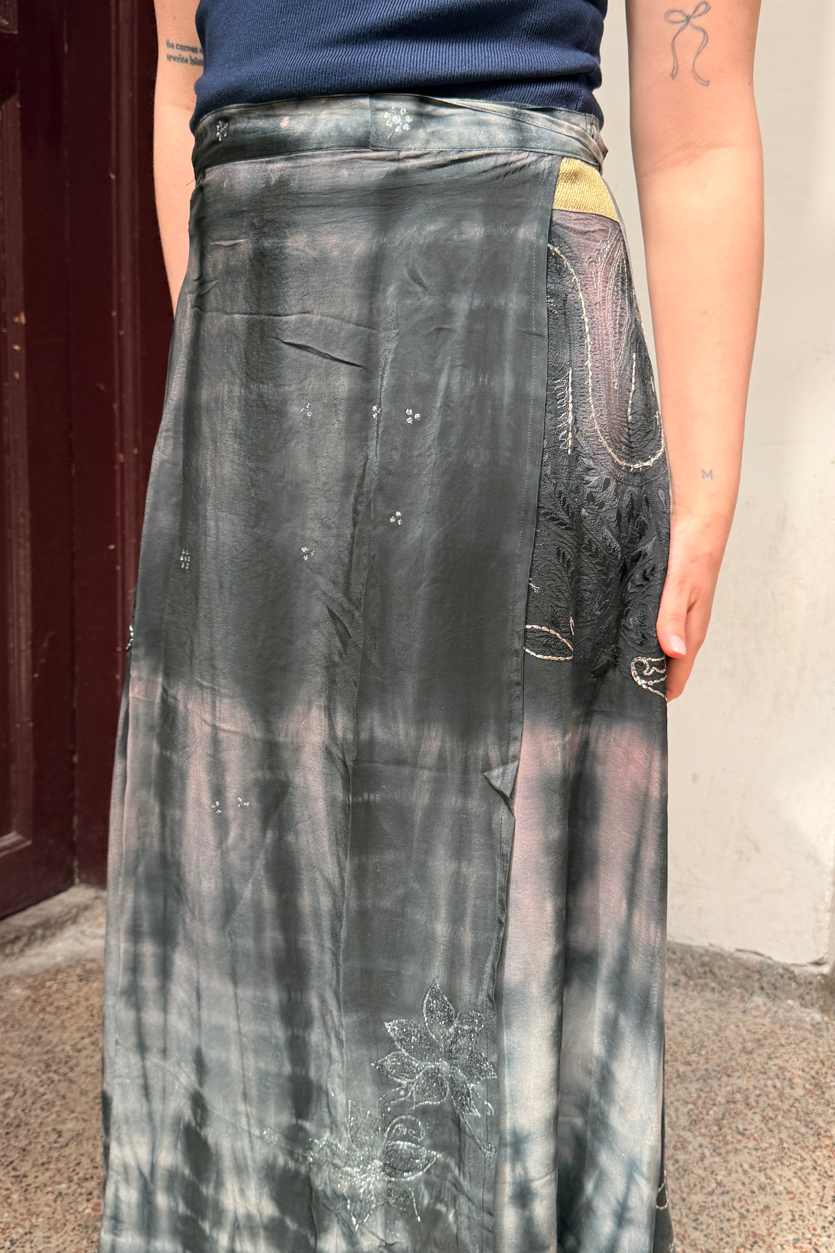 Cofur #727 Lang Silke Nederdel