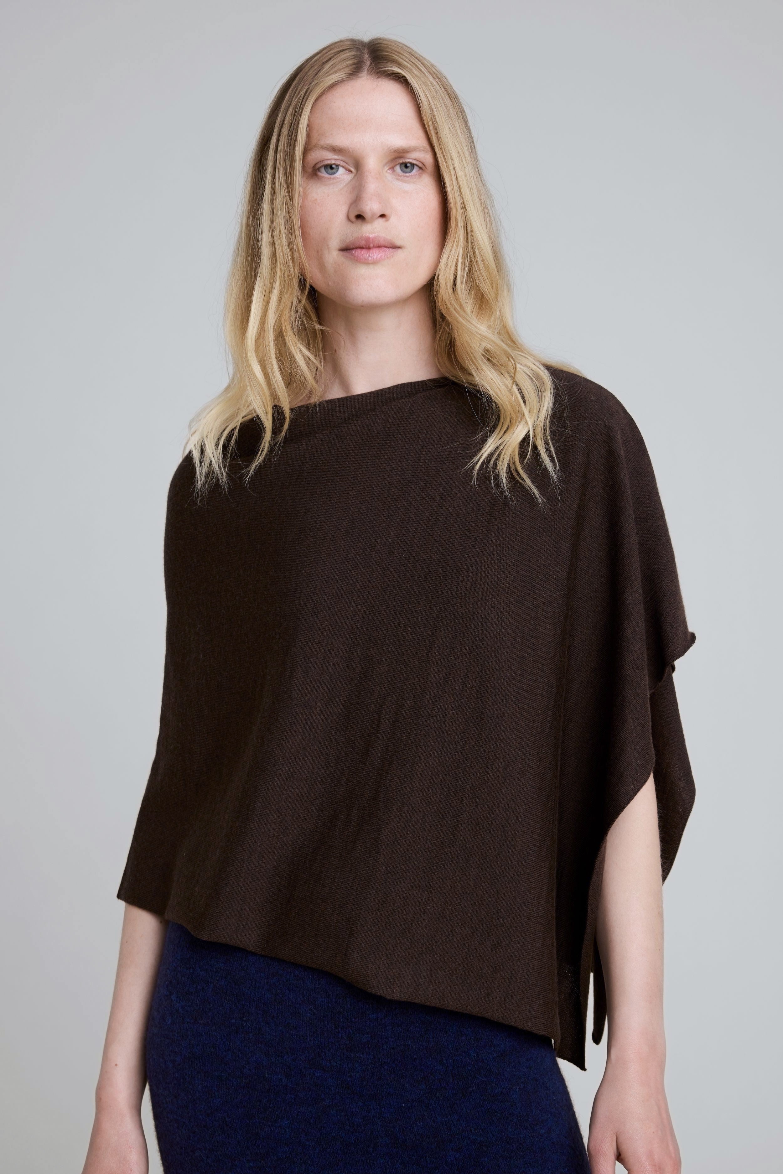 Sibin Linnebjerg Paris Poncho