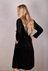 Tone Barker Hen-stretch Dress