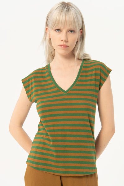 Surkana Fusi Wide Striped T-shirt #farve_dark-khaki