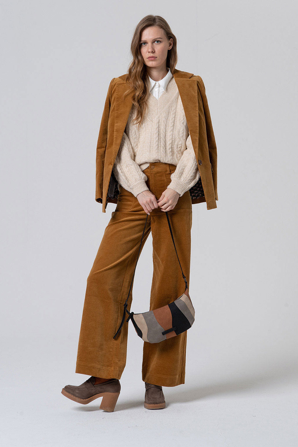 Surkana Liyu Flared Pants Corduroy