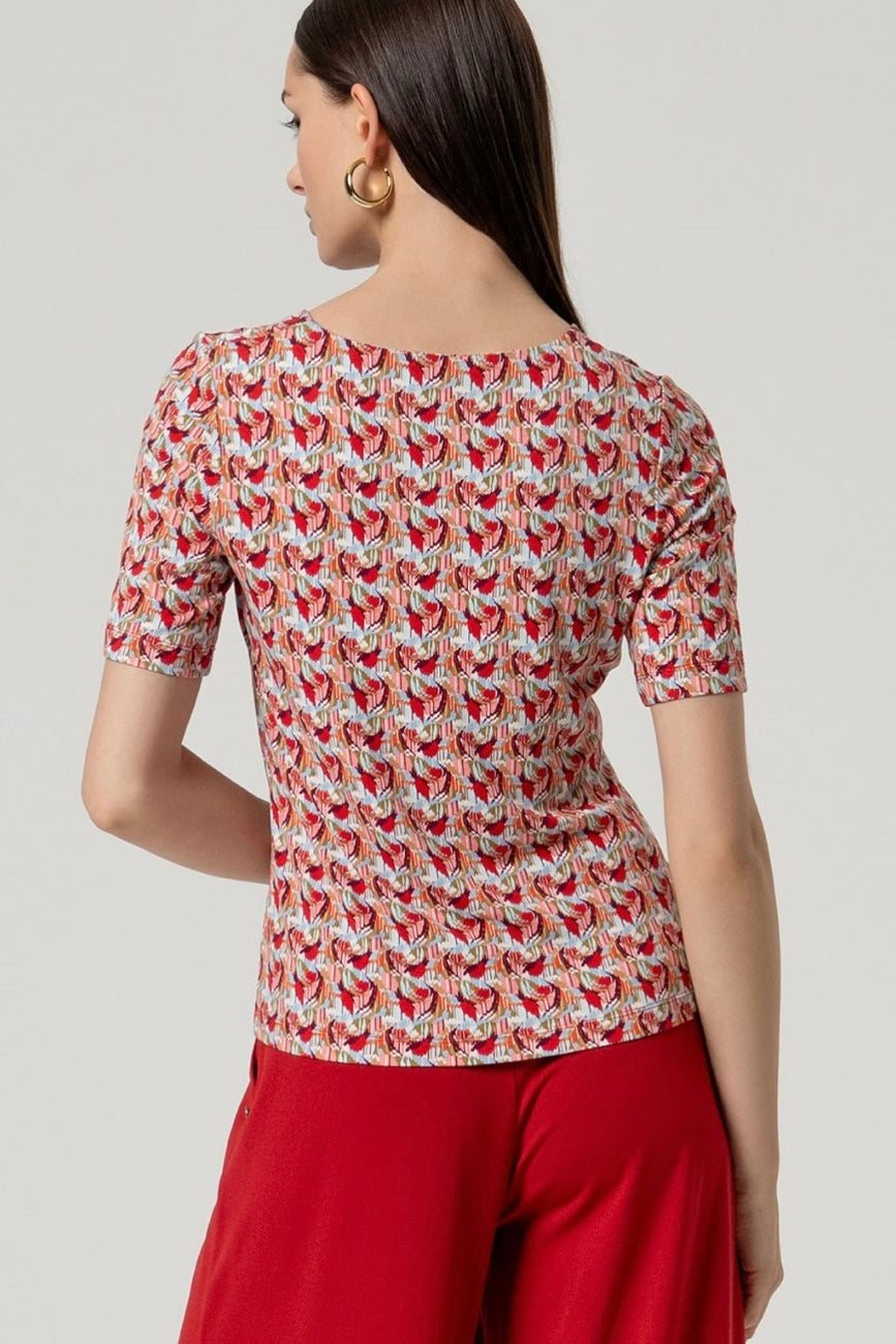 Surkana Hivi V-Neck T-Shirt