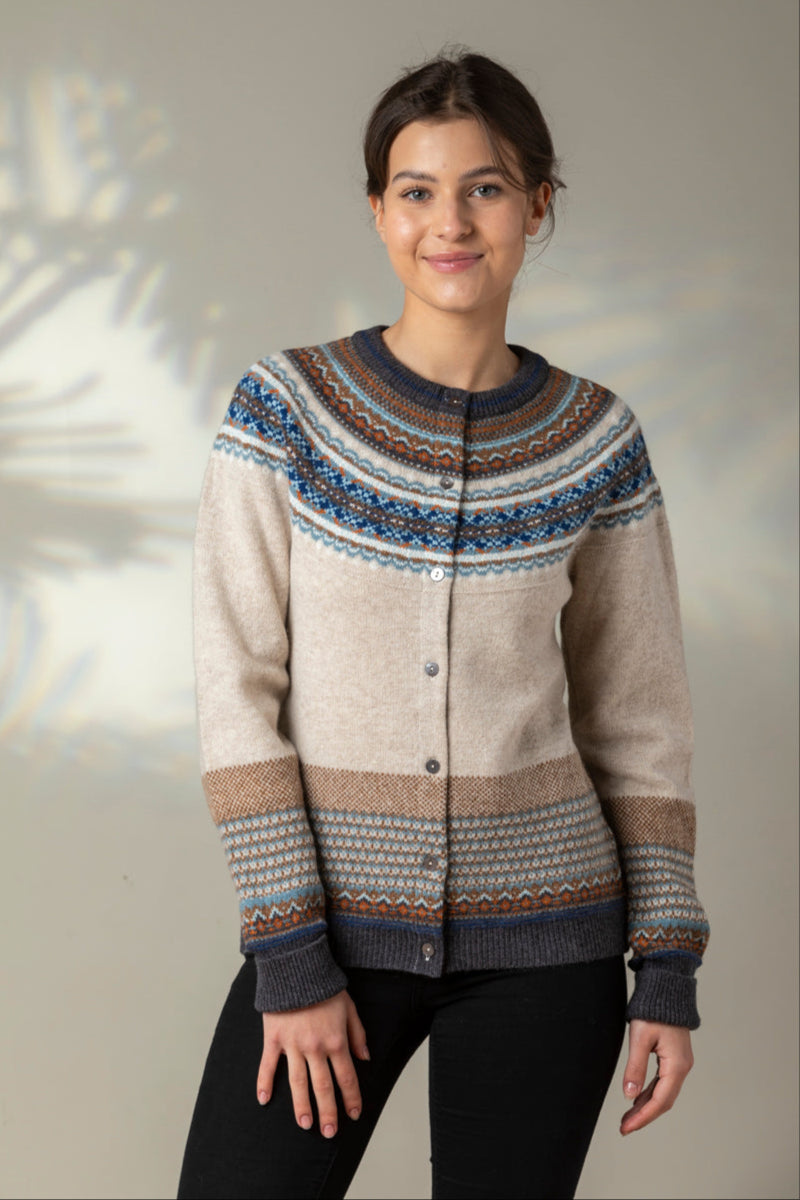 Eribé Alpine Cardigan Taurus #farve_taurus