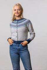 Eribé Alpine Short Cardigan Arctic #farve_arctic