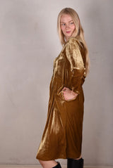 Tone Barker Hen-stretch Dress