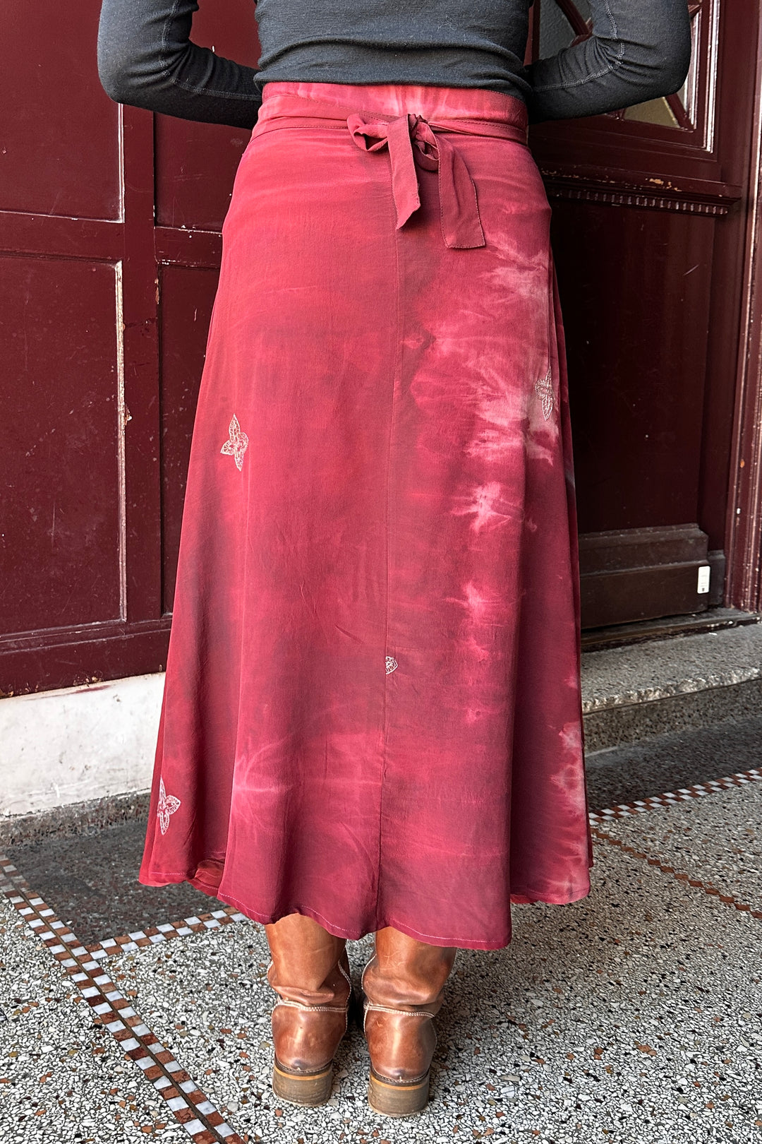 Cofur #696 Lang Silke Nederdel