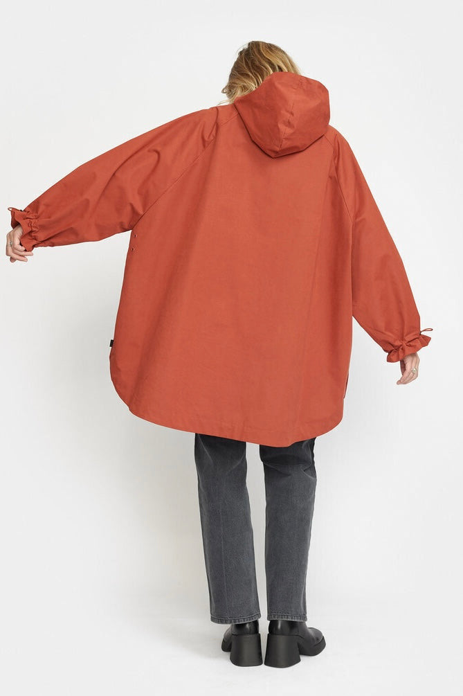 Selfhood Poncho #farve_rust