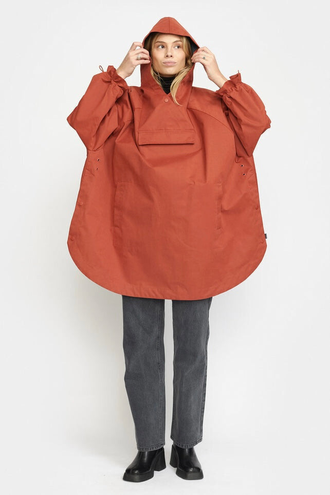 Selfhood Poncho #farve_rust