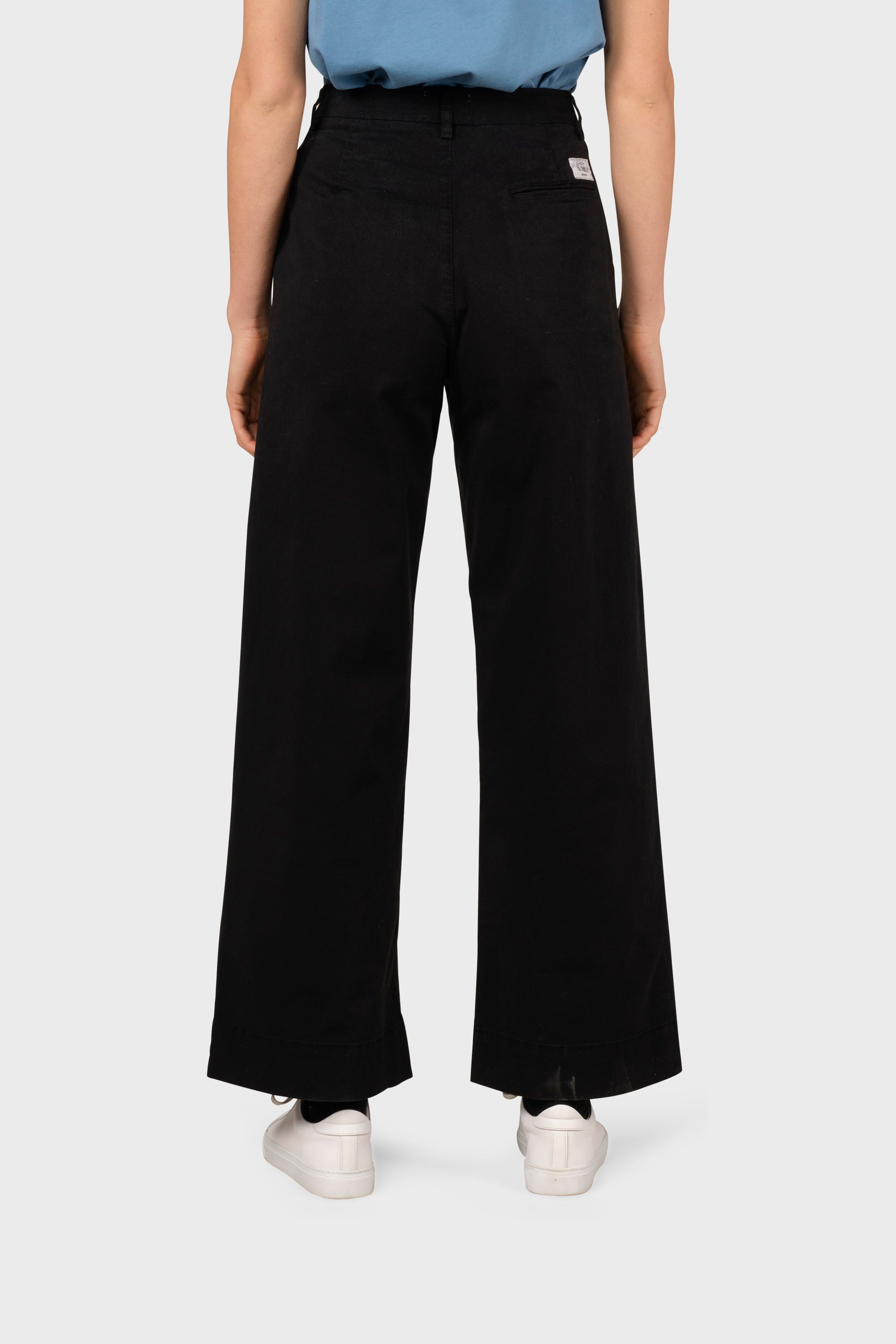 Klitmøller Collective Lydia Pant