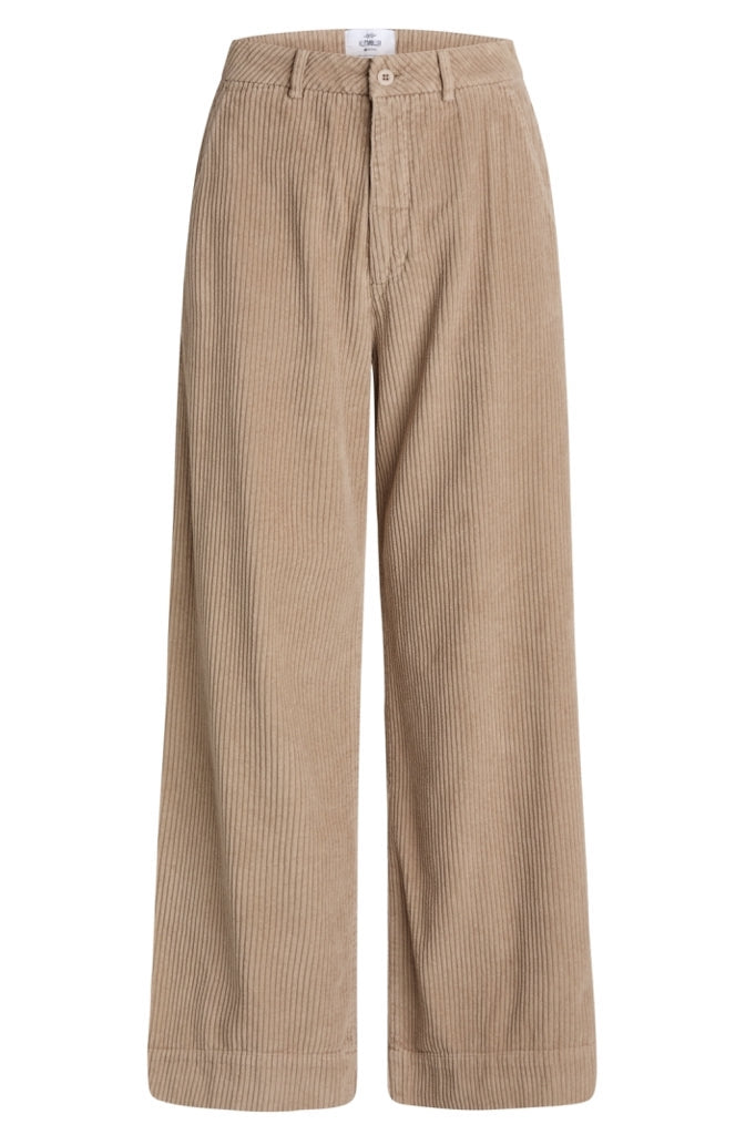 Klitmøller Lydia Jumbo Corduroy Pant #farve_sand