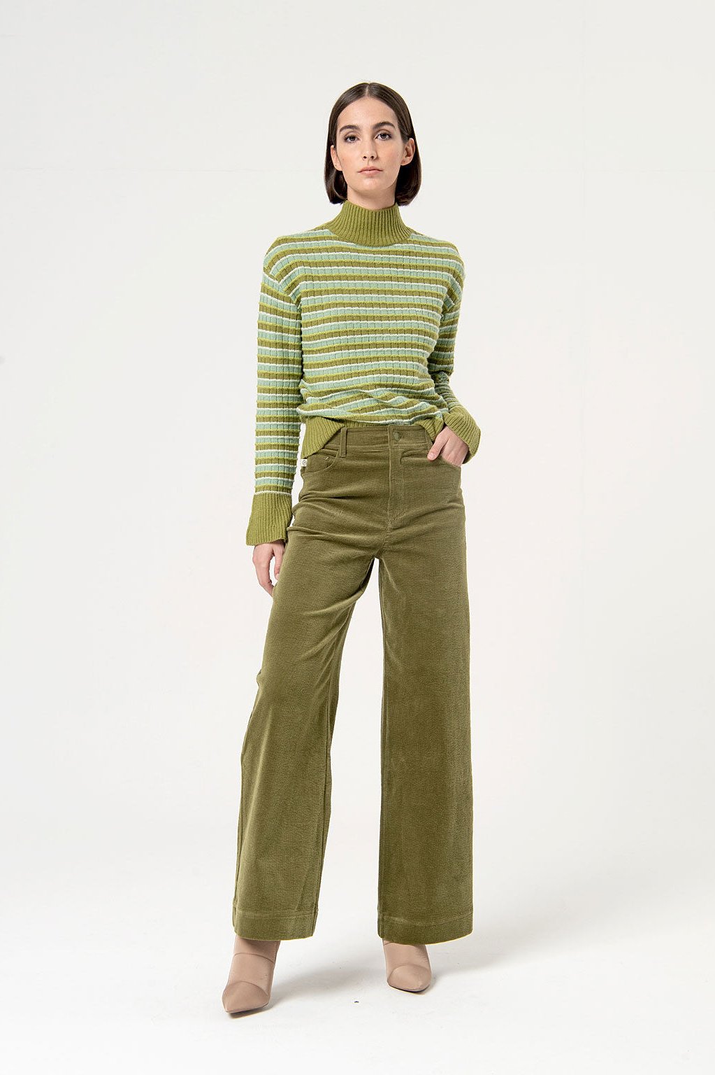 Surkana Nepa Flare Trousers Corduroy #farve_army