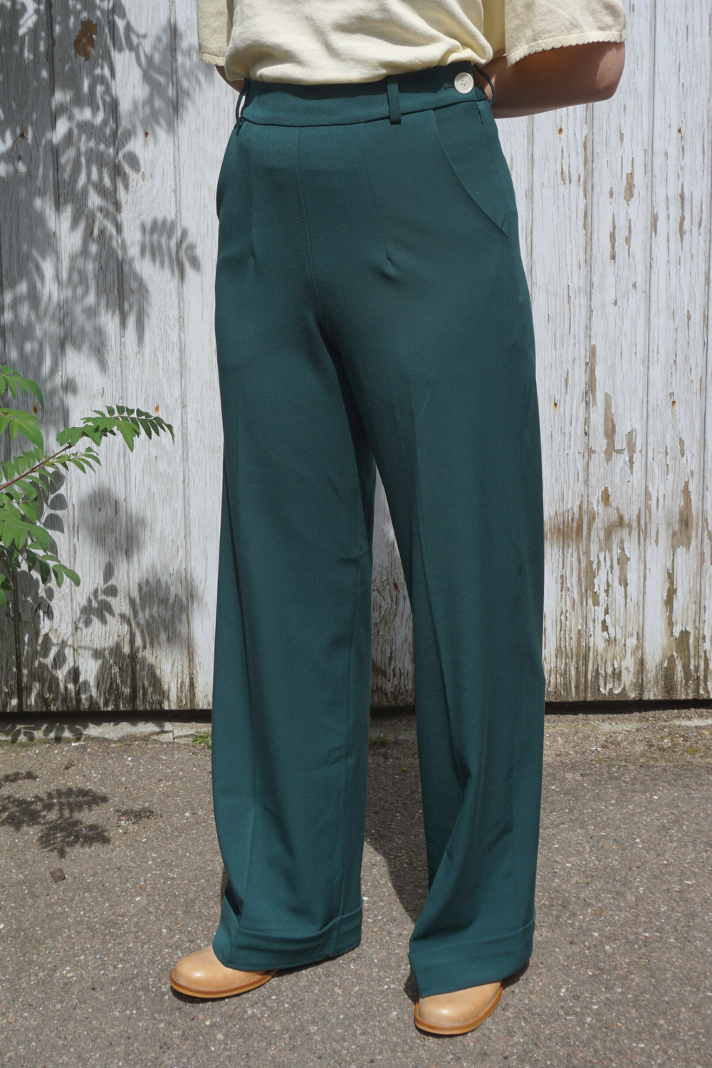 Weekend Doll High Waist Wide Leg Trousers #farve_bottle-green