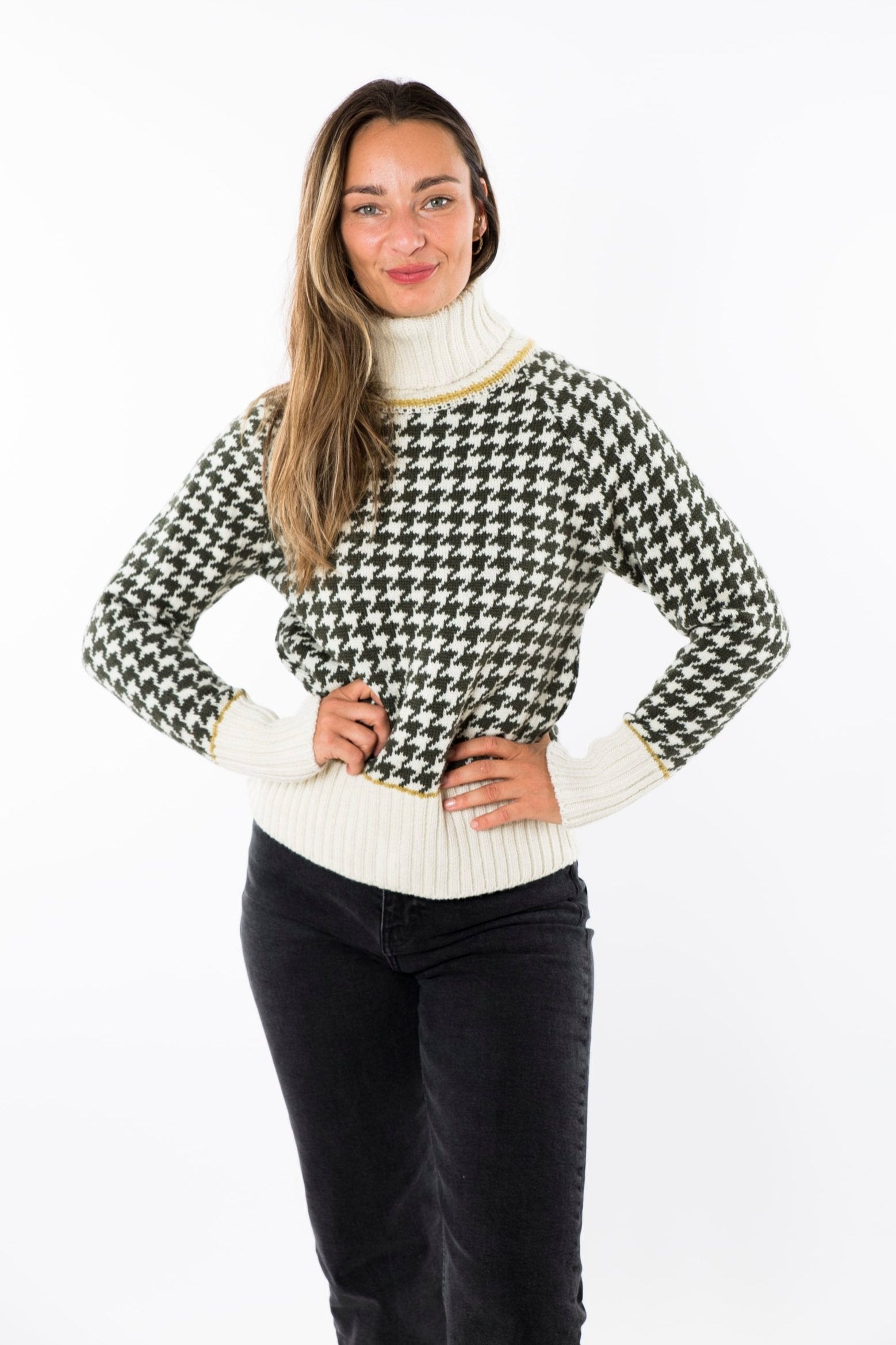 Fuza Wool Buy Fuza Wool Nord Sweater in Olive - Free shipping! – Sophies.dk