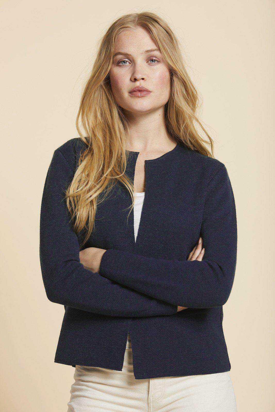 Sibin Linnebjerg Sense Cardigan Navy Mørkeblå - Sophies.dk #farve_navy