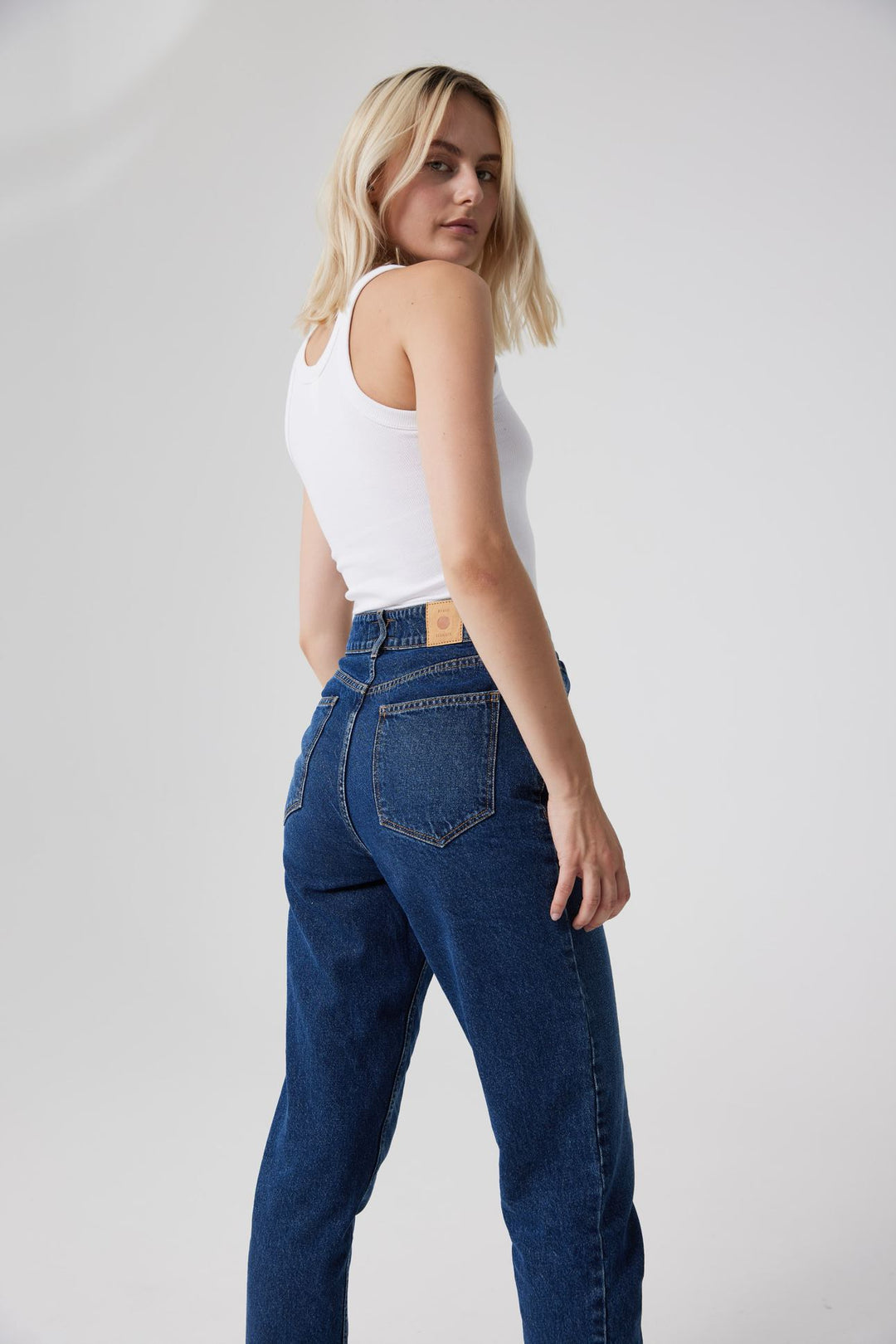 Global Funk Joann Jeans - Mørk Denim-Global Funk-Sophies.dk