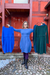 Blusbar Uldkjole M. Læg #farve_cobalt-blue