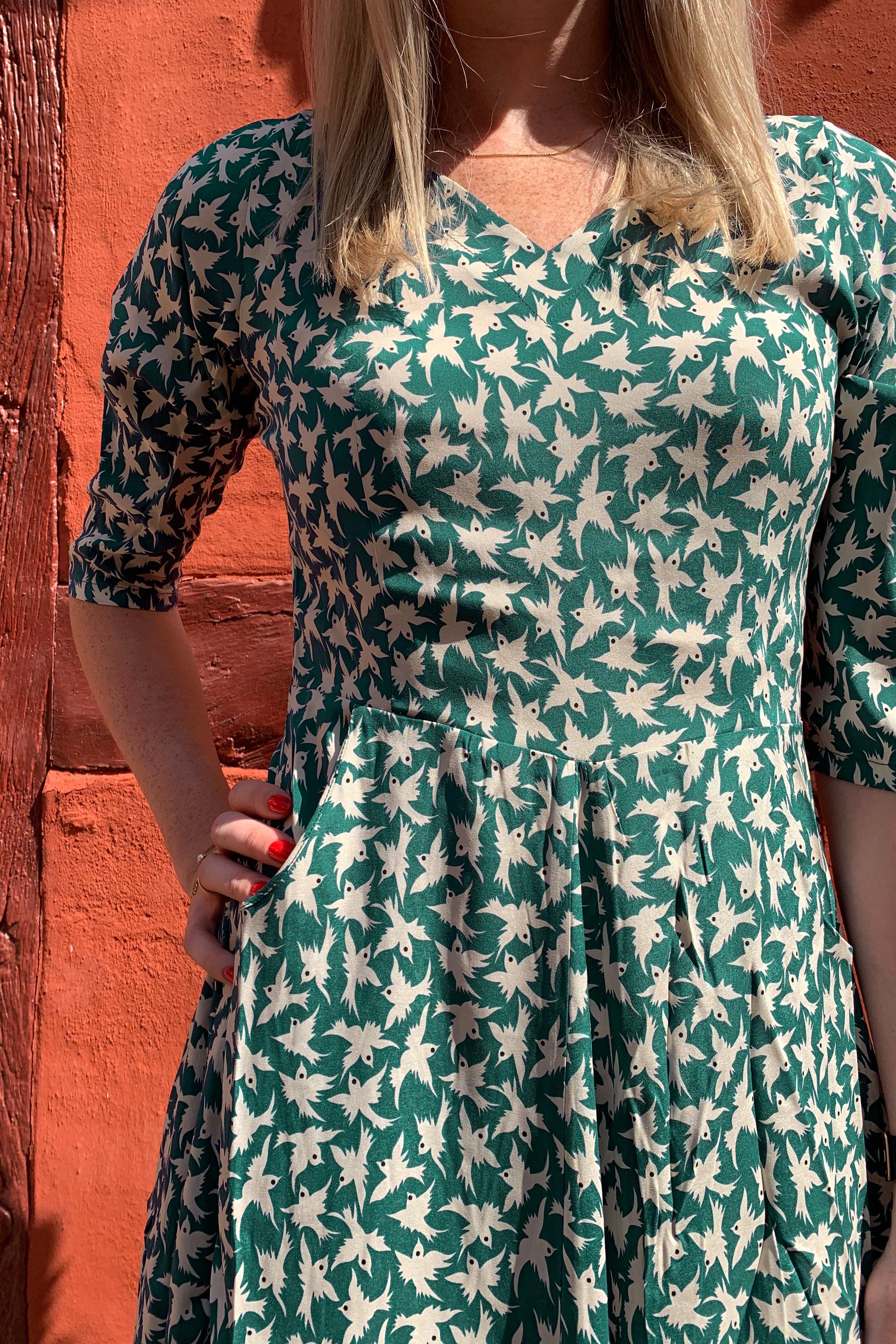 Tone Barker Jane Dress Green Bird-Tone Barker-Sophies.dk