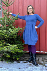 Blusbar Uldkjole M. Læg #farve_indigo