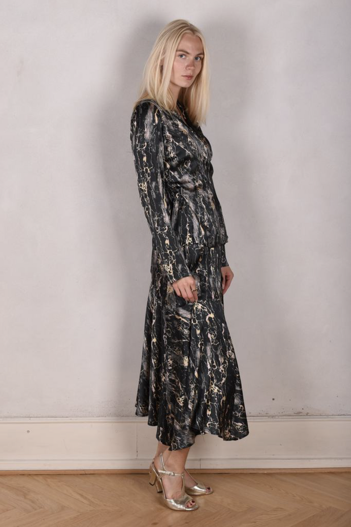 Tone Barker Wrafty Blouse Marble Black-Tone Barker-Sophies.dk